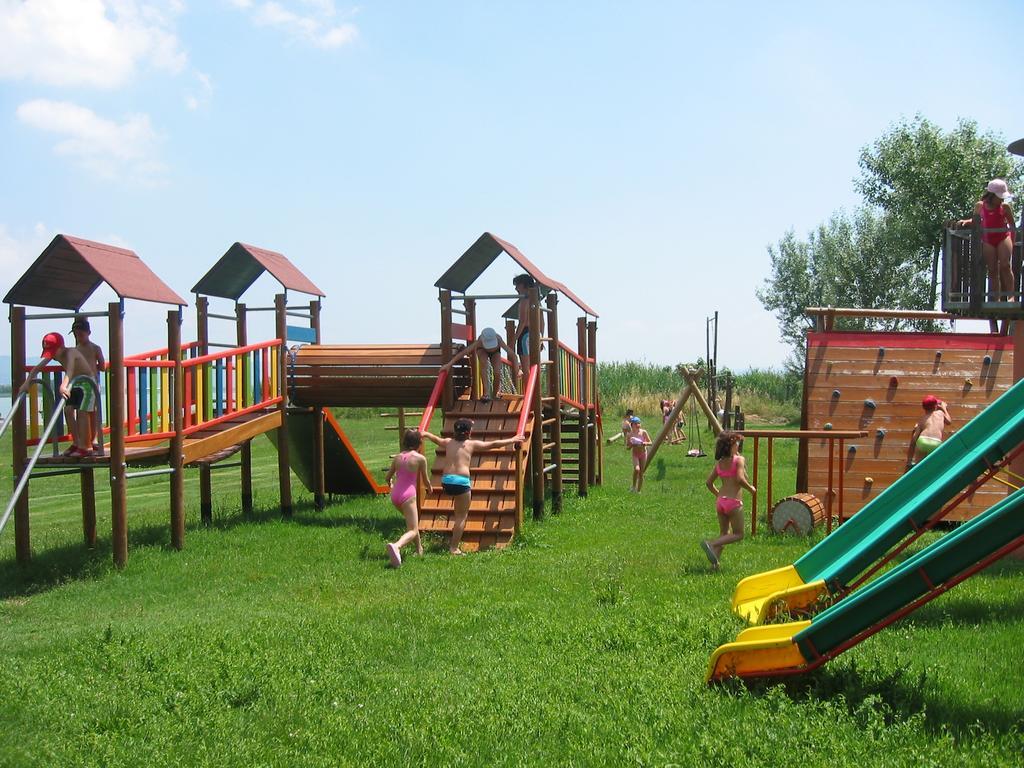 Badiaccia Village Camping Castiglione del Lago Exterior photo